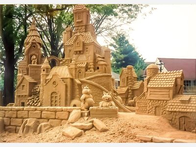 Peddler’s Village to Present Free Display of Large Sand Sculptures