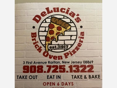 DeLucia's Brick Oven Pizza - Closed for Vacation