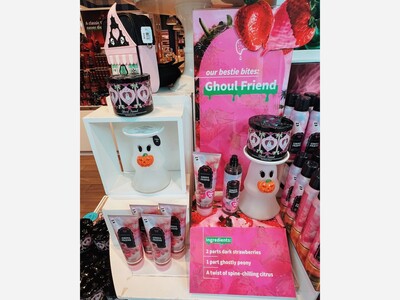 Summerween: The Spooky–Sunny Decor Craze Arrives Just in Time for Summer Parties 