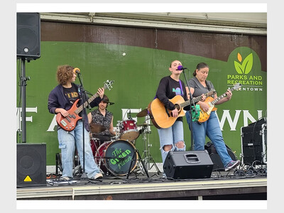 The Green Planet Band and Willie McBrides - Branchburg