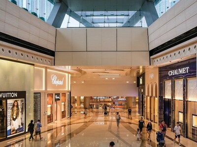 HealthHike: A  Walk and Talk  on Music...Therapy for Improved Health - RWJUH Somerset at Bridgewater Commons