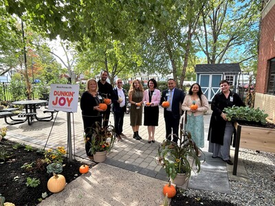 Robert Wood Johnson University Hospital Somerset Opens healing Garden For Eating Disorders Patients 
