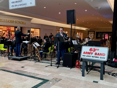Bridgewater Commons Hosts Second Annual New Jersey National Guard Army Band Holiday Concert