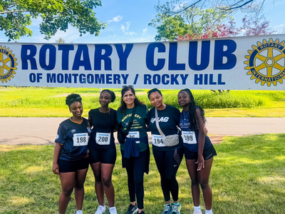 Mayor Neena Singh Wellness Team Recognized for Strong Showing at Run with Rotary